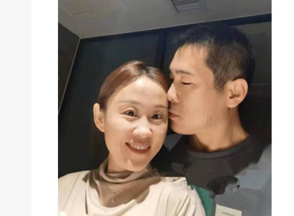 河北省肃宁县育英学校女教师❤️曹静❤️婚内出轨被曝光，男方妻子把聊天记录、性爱视频