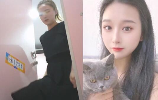 三屏联动㊙️双镜头特写透明极品女神尿尿全过程